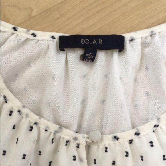 2/$10 White with black specks Sleeveless Top - Picture 2 of 4